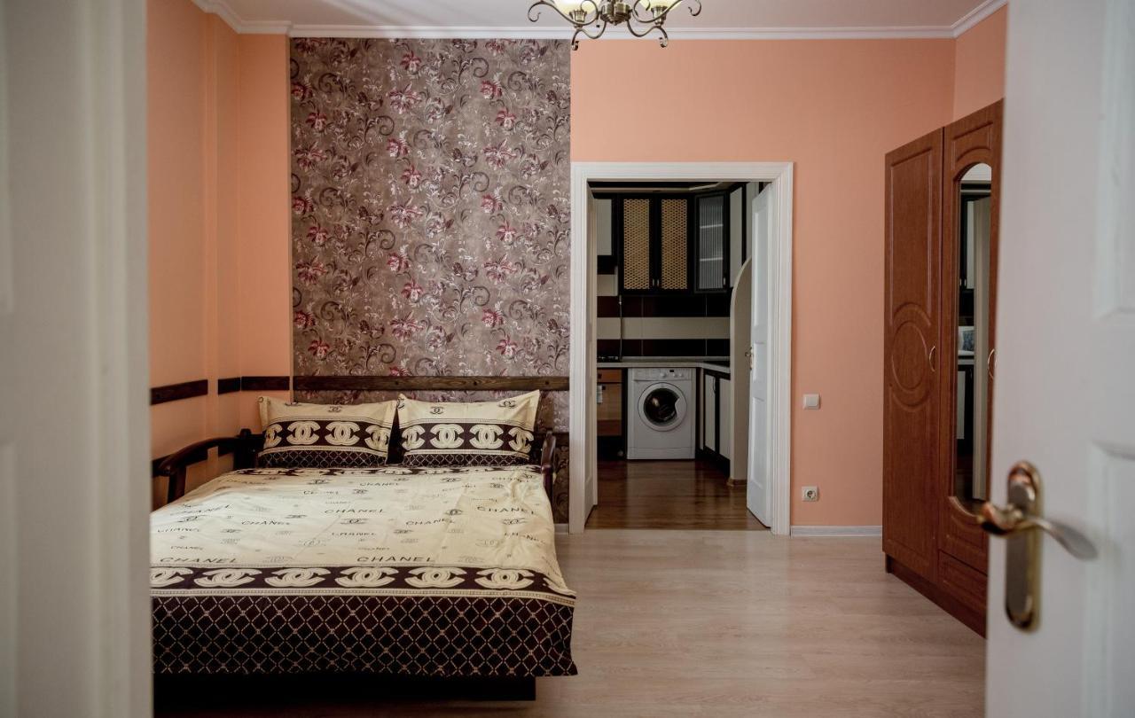 Apartment On Valova Street Lviv Exterior foto