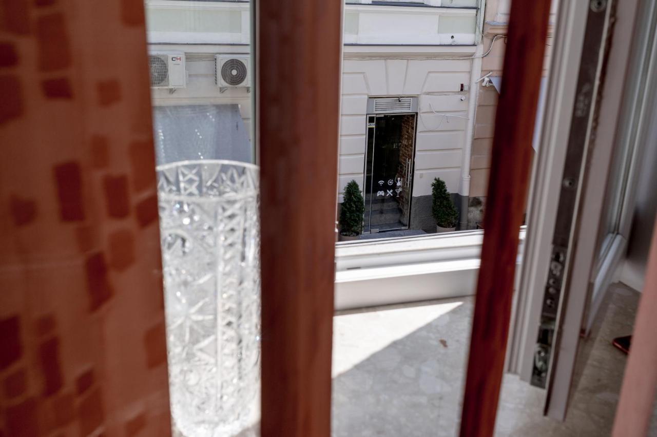 Apartment On Valova Street Lviv Exterior foto